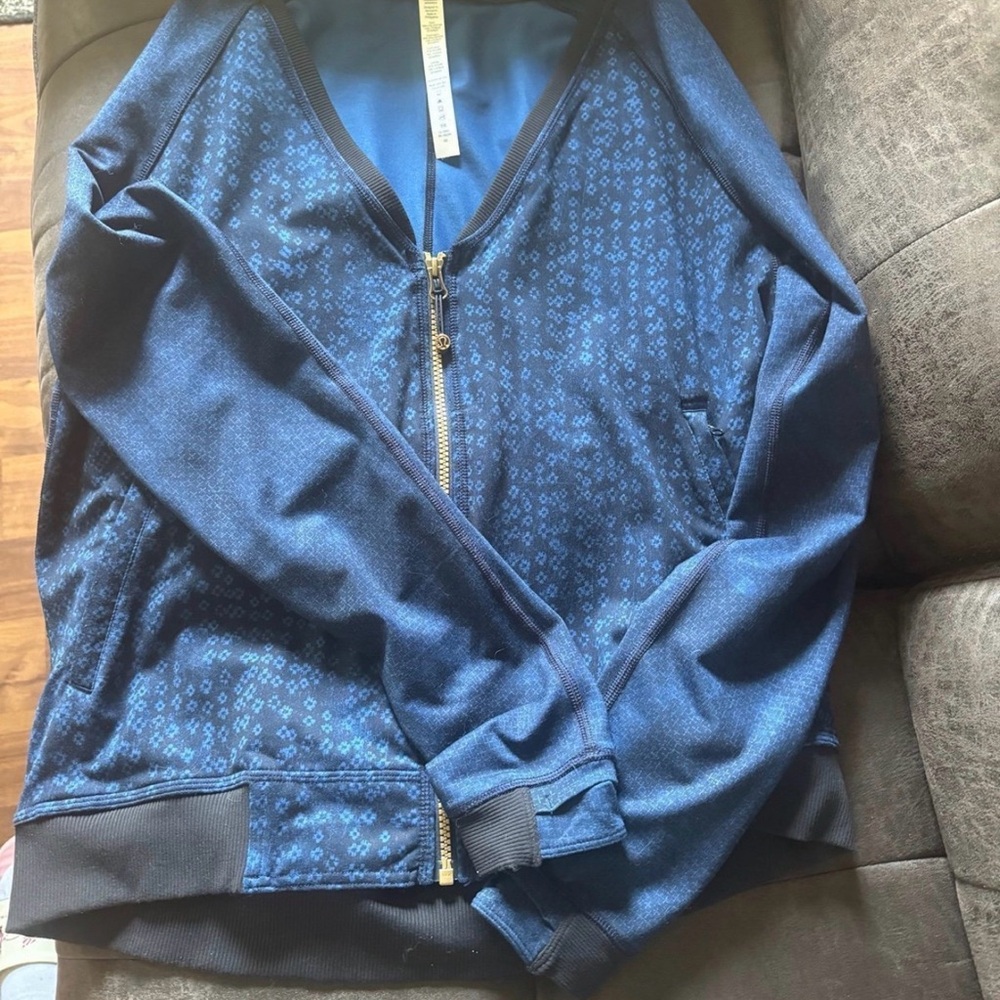 Lululemon Athletica Black and Blue Jacket
